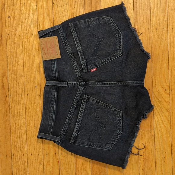 501 Original Fit High Rise shorts - Picture 2 of 6